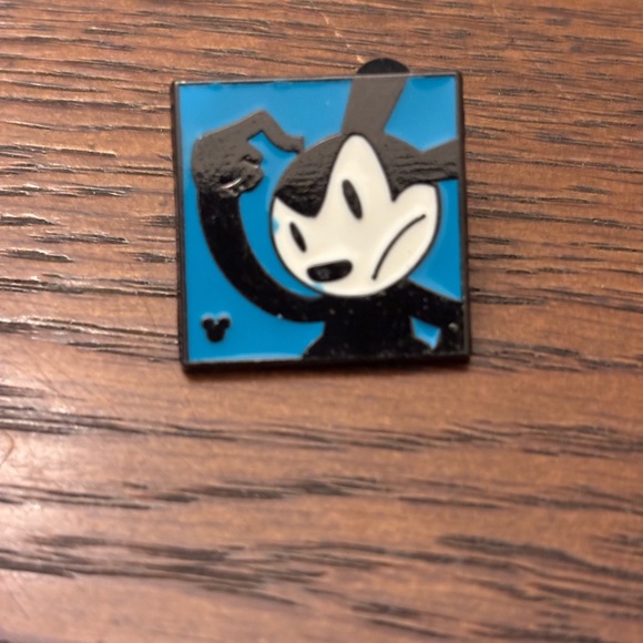 Random pin bundle - Picture 7 of 8